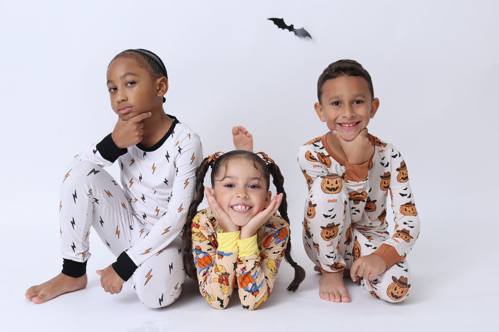 Winnie The Pooh Halloween Pajama Set